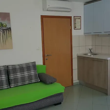 Apartment Carmen Jurdani